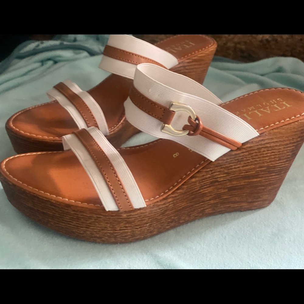 Shoes ! 🧡🤎🤍